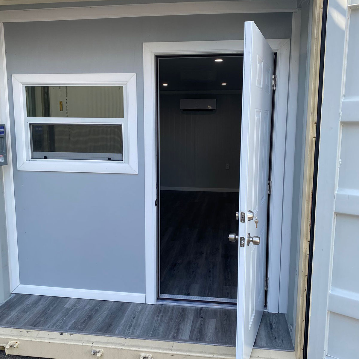 20' Office Containers MONTHLY RENTAL